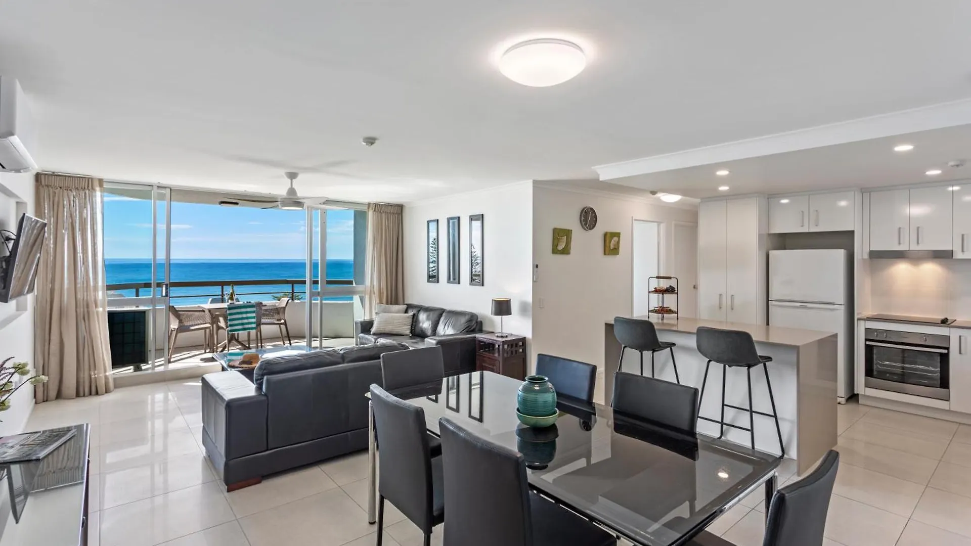 Newport Mooloolaba Apartments 4*,