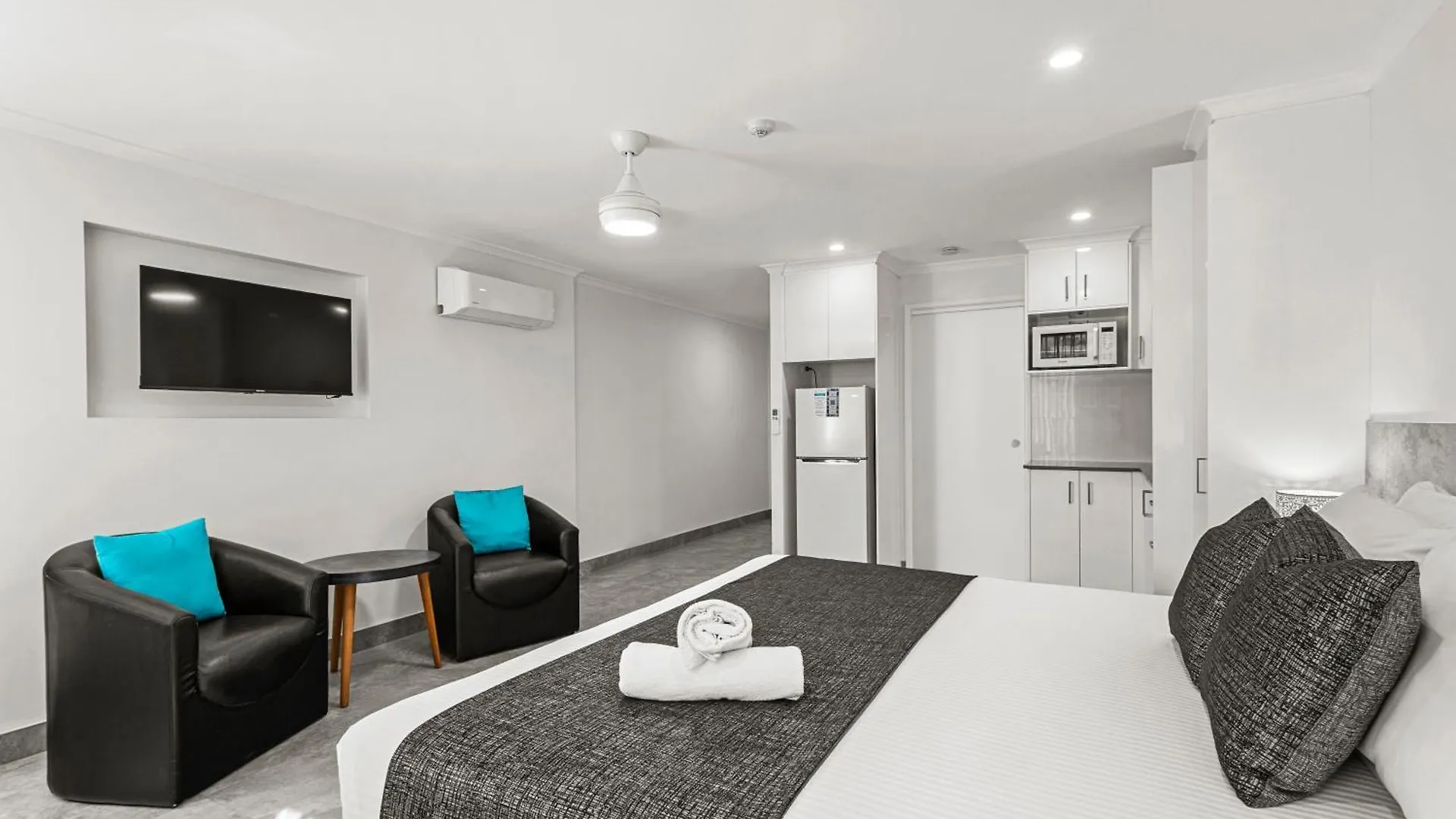 Newport Mooloolaba Apartments Australia