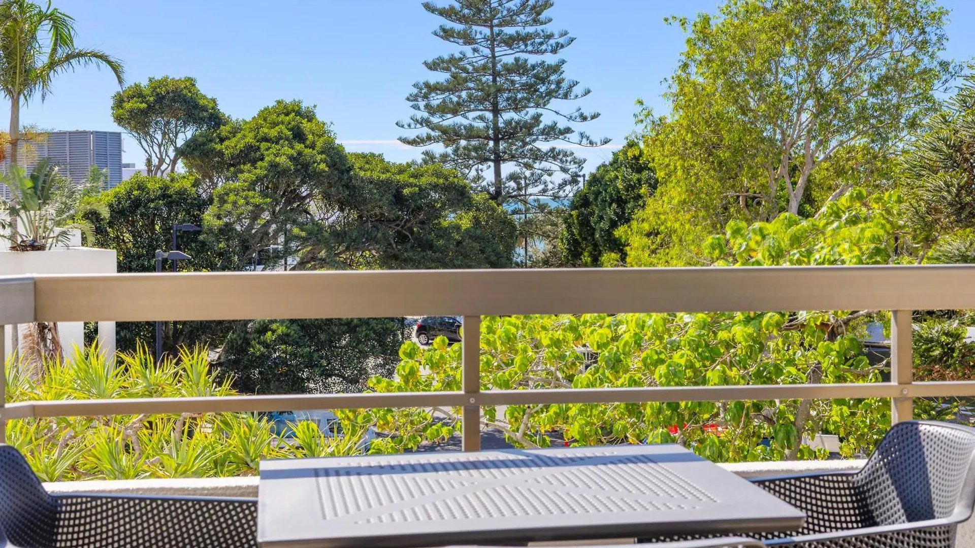 Newport Mooloolaba Apartments Aparthotel