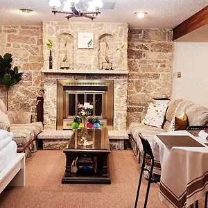 https://entire-cozy-basement-in-south-transcona.winnipeg-hotels.net