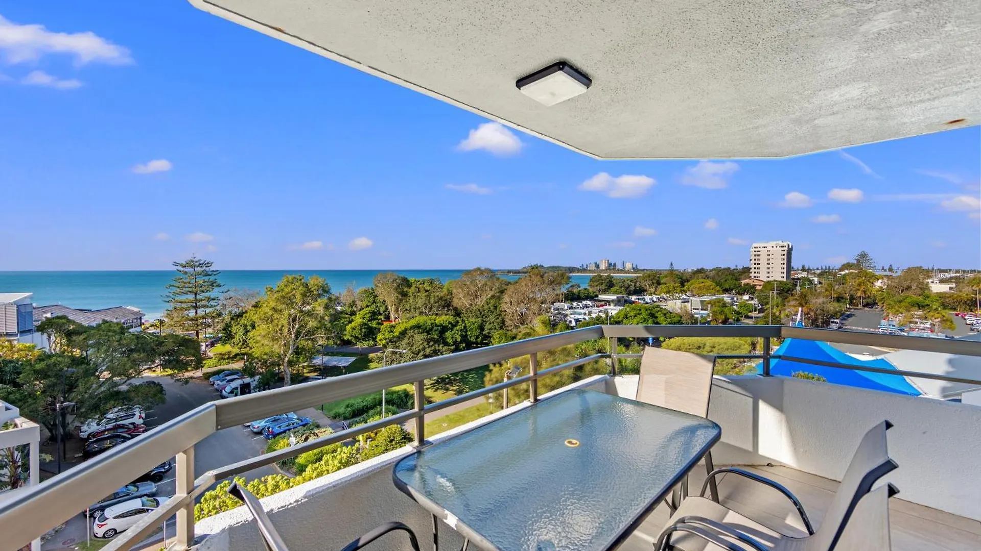 Newport Mooloolaba Apartments 4*,