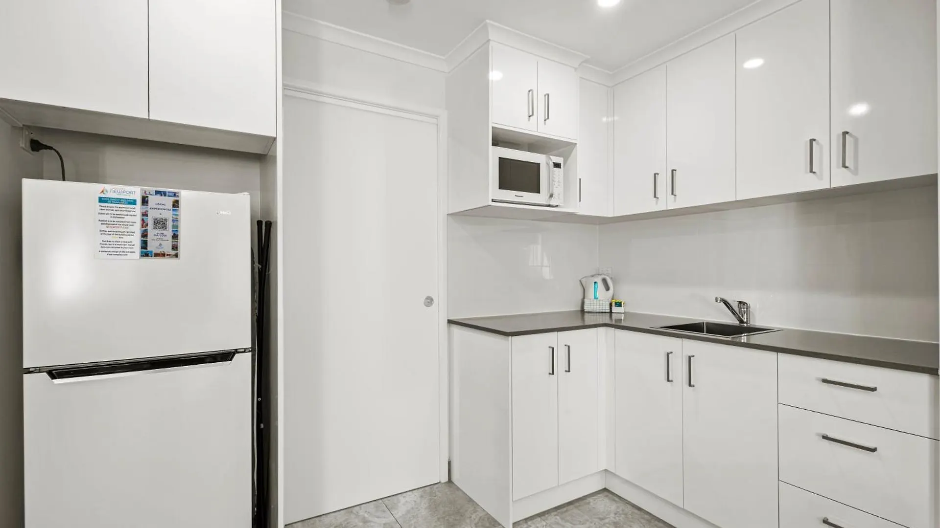 Newport Mooloolaba Apartments 4*,  Australien